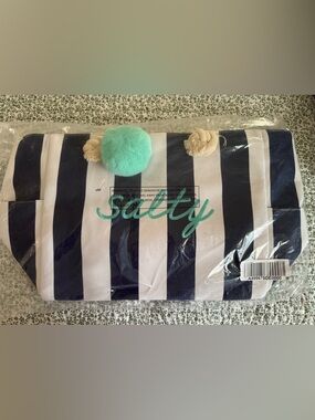 Belle by Kim Gravel ‘Salty’ Canvas Beach Tote - Navy and White - NWT